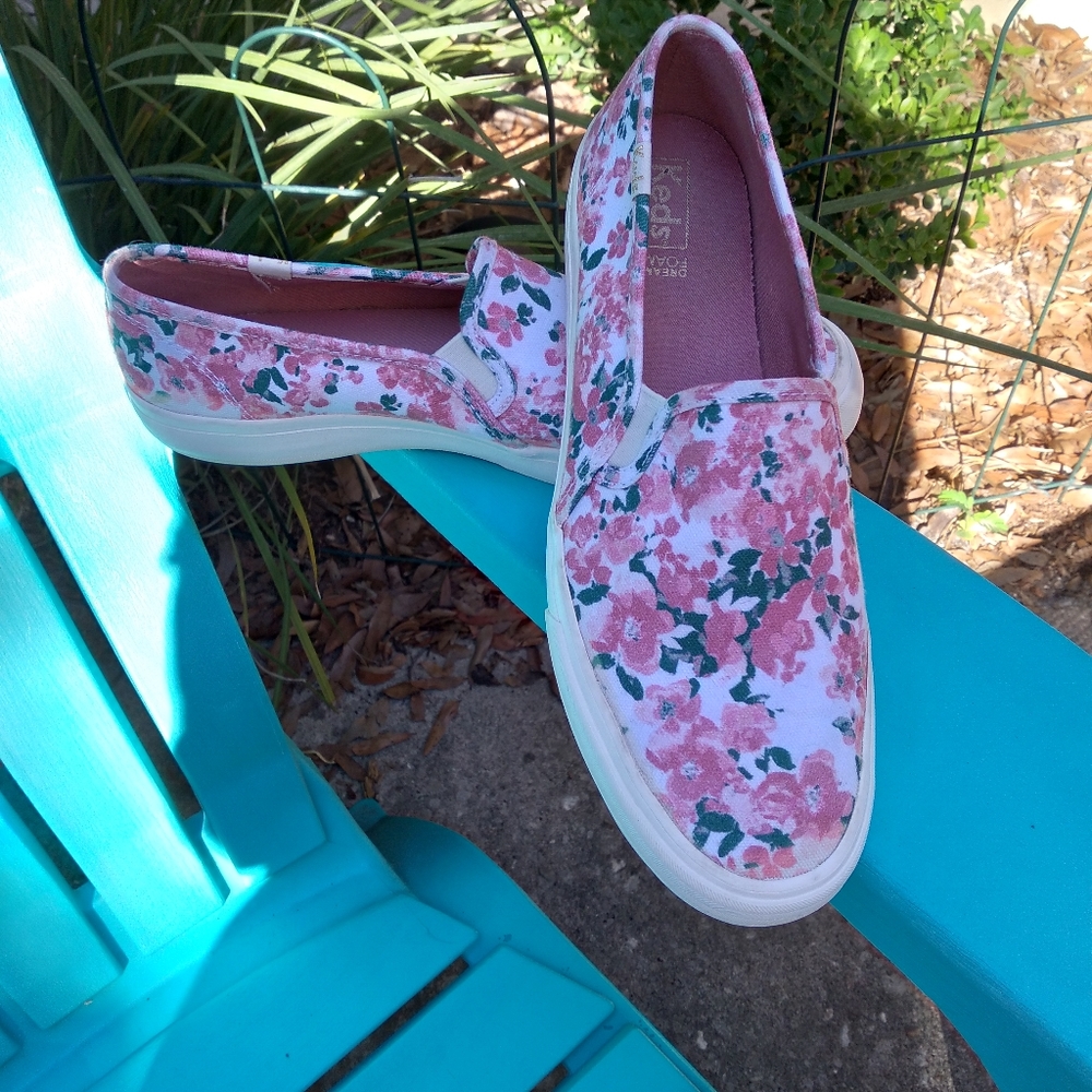 Super cute and comfy Keds size 10